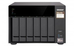 QNAP 6-Bay NAS, AMD RX-421ND 2.1~3.4 GHz, 8GB DDR4 RAM (max 64GB), 8x 2.5/3.5 + 2x M.2 2280/2260 SATA 6Gb/s slots, 4x GbE LAN, optional 10GbE PCIe expansion, Surveillance Station free 4 & max 72 channels